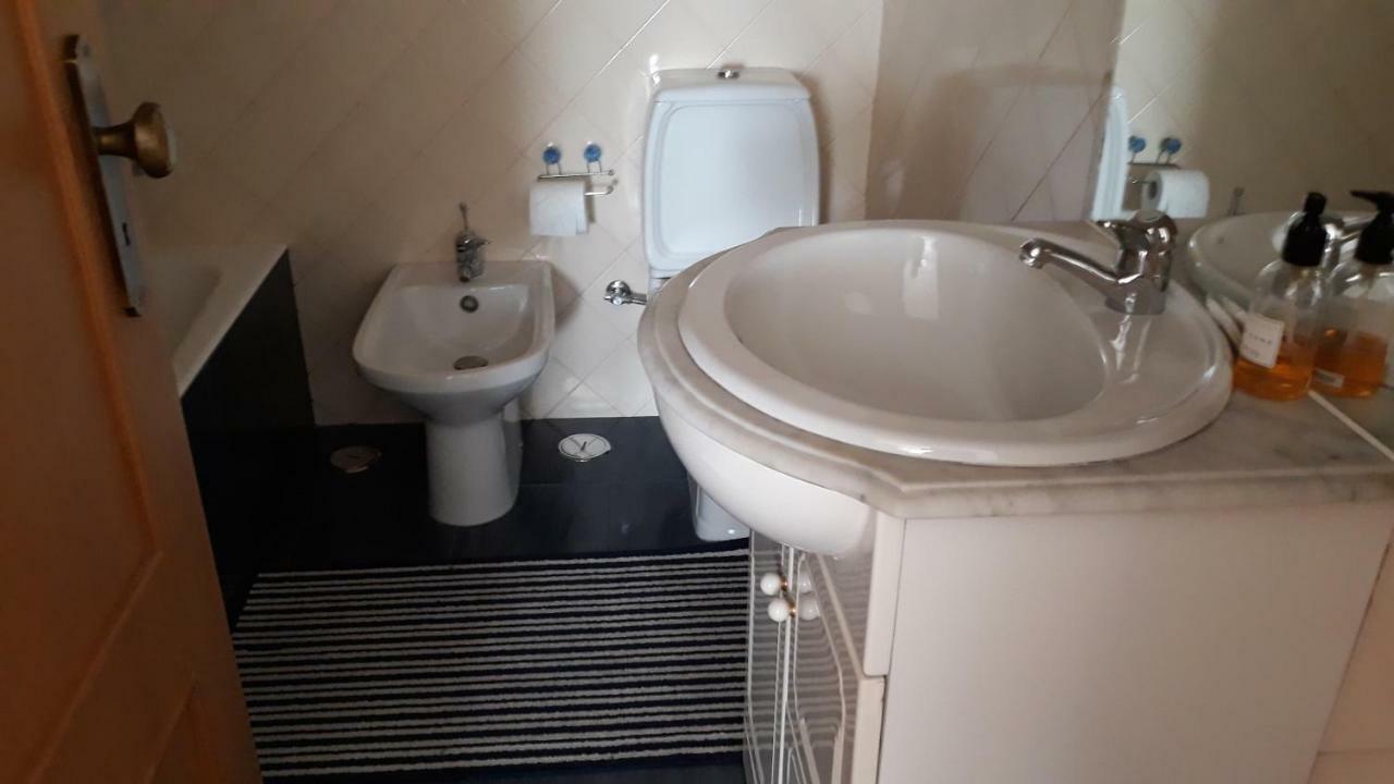 Apartment In Portela Near The Airport リスボン エクステリア 写真